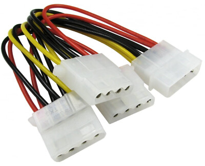 Molex One in three Power Splitter Wandelt Single Molex in Triple um