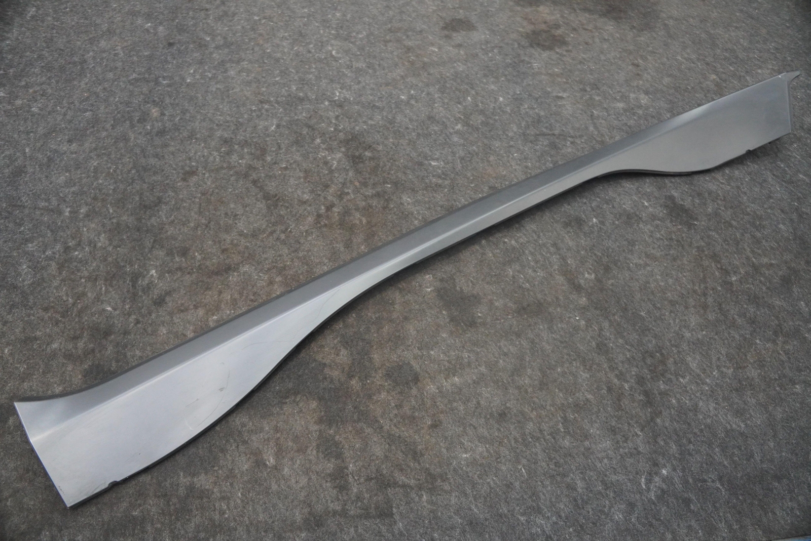 Right Passenger Door Sill Cover Trim Panel Plate 51777435812 OEM BMW i8 2014-20