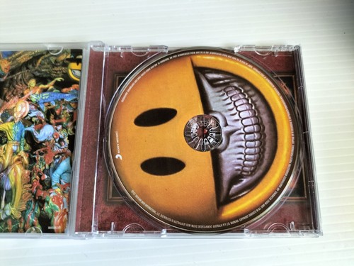 SLASH & MILES KENNEDY & THE CONSPIRATORS - WORLD ON FIRE CD (Rare AU pressing) - Picture 3 of 4