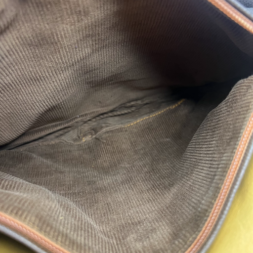 Enny Two-Toned Brown Crossbody Vintage Multi-Compartment Messenger Style Classic - Picture 7 of 13