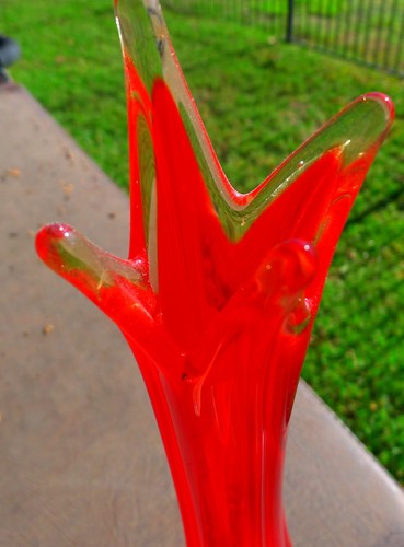Vintage L. E. Smith Glass Vase Persimmon Amberina Orange Red 4 Fingers 16 1/2” - Picture 2 of 9