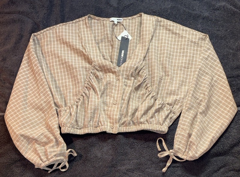 Fashion Nova Prairie Pop Balloon Shirt Women’s Small Taupe