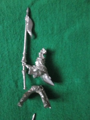 GRAIL KNIGHT W LANCE 1 - NO SHIELD - BRETONNIAN - 2001 CITADEL WARHAMMER - METAL