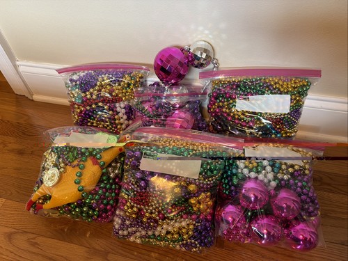Assorted MARDI GRAS Beads, approx. 1 gal/5lbs, Various Beads/Throws. Clean!