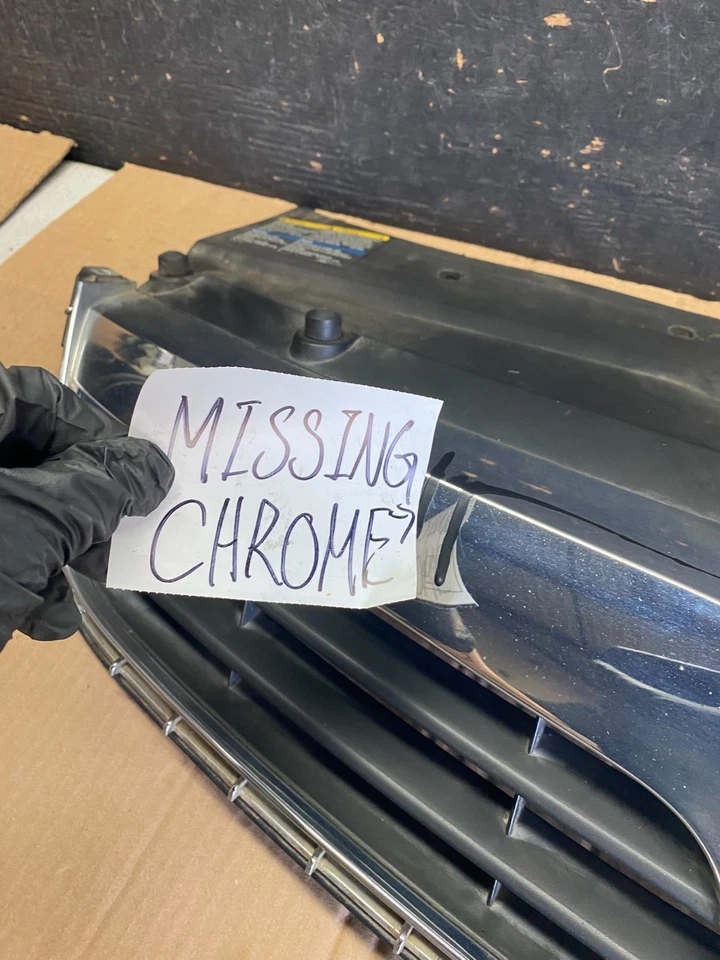 Parrilla superior delantera Saturn Aura 2008 2009 OEM Q0482 DG Foto 4 de 4