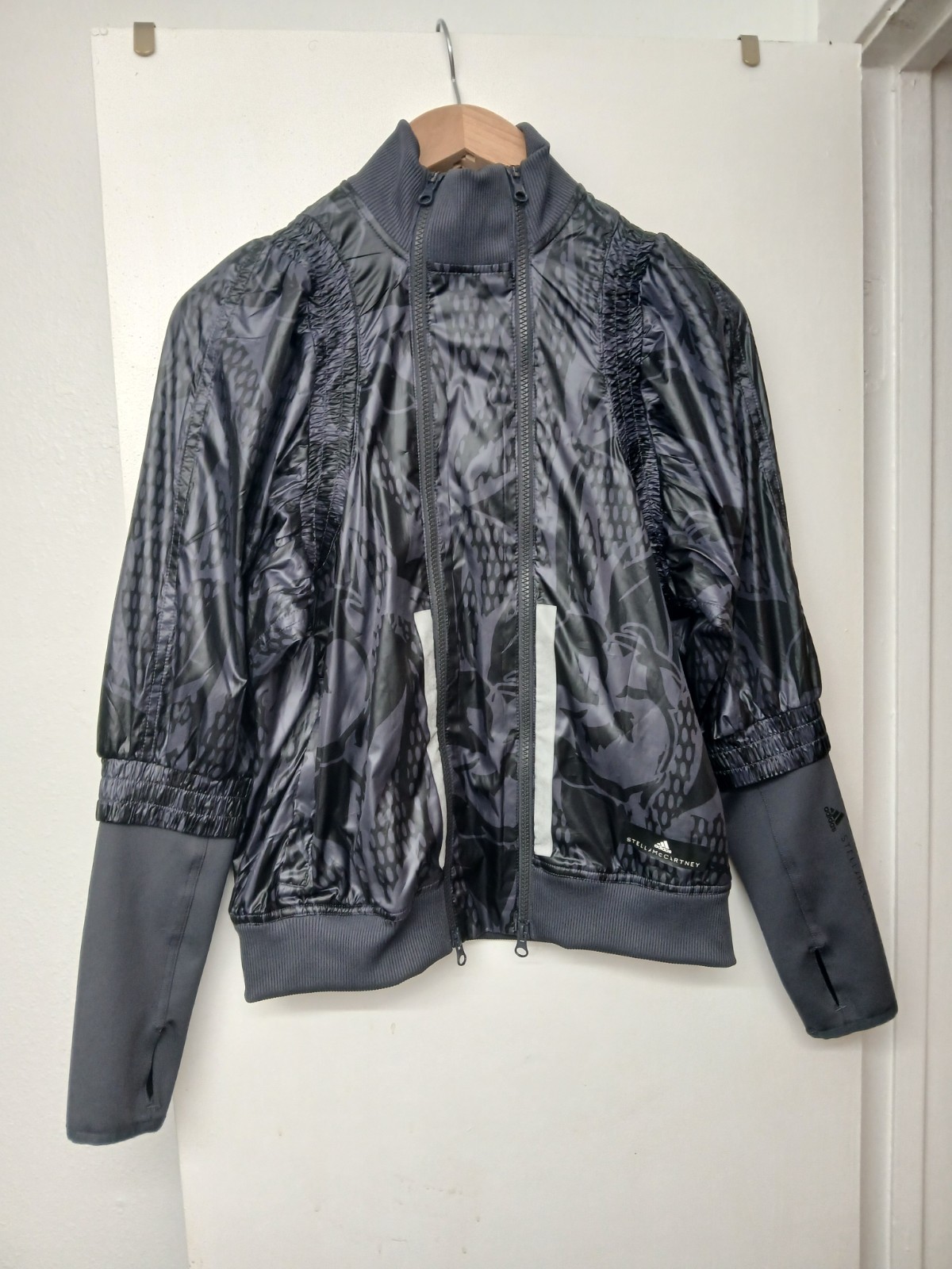 Adidas by Stella McCartney Python printe run jack… - image 9