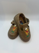 Vintage 90s Winnie The POOH Mary Jane Sandals Toddler Shoes 6 Disney Y2K Worn