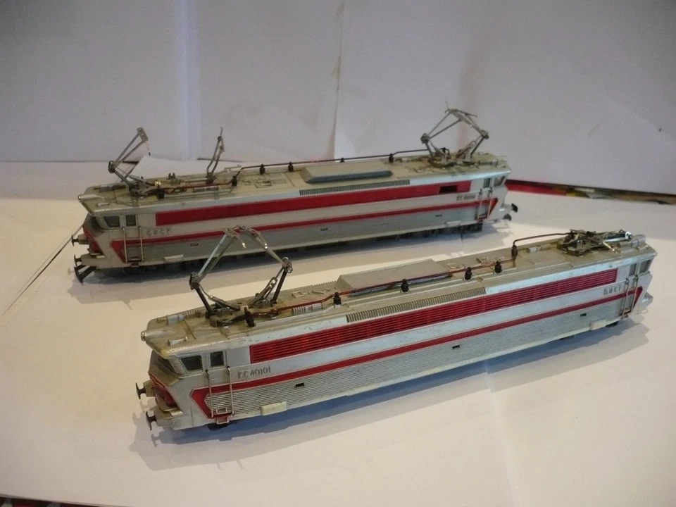 lot 2 locomotiveS  jouef CC40101 a restaurer.jouef.locomotives.train electrique. - Photo 3/4