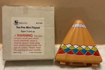 1995 Troll Learn & Play Tee-Pee Mini Playset Complete W/Box 4 People Dog Canoe