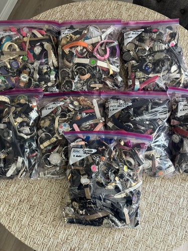 Bulk Mixed Lot 100 Assorted non-working, Unisex watches, may need a battery