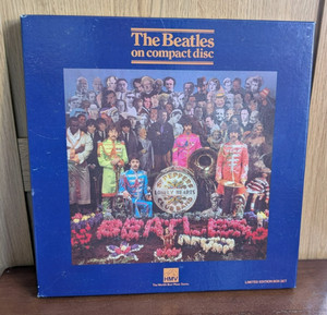 beatles sgt. pepper's.. (RARE SET!!送料込み） Amazon.com: Sgt. Pepper's Lonely Hearts Club Band [Super Deluxe 4