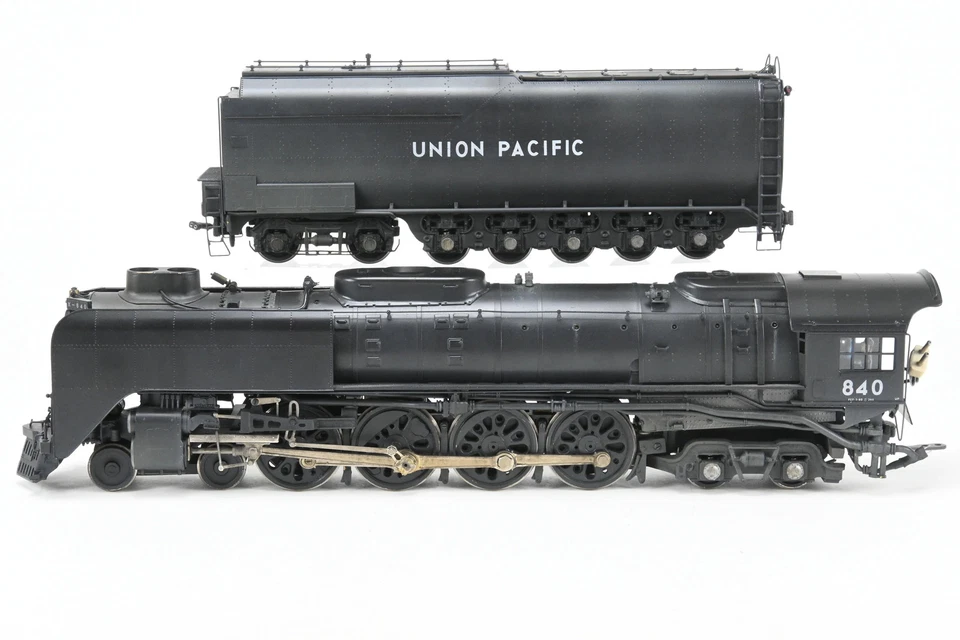 O Latón EE. UU. Hobbies UP Union Pacific FEF-3 4-8-4 Personalizado Pintado No. 840 REBOXX Foto 3 de 4