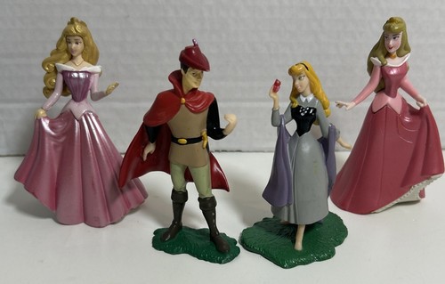 Disney Sleeping Beauty PVC Figure Play Set Princess Aurora Huge Lot Of 26 - Picture 9 of 12