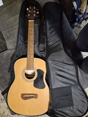 Acoustic Guitar with Gig Bag