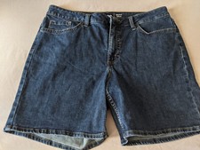 LEE JEANS Regular Fit Bermuda Shorts Blue Denim 34" waist Mid Rise 15 inches VTG