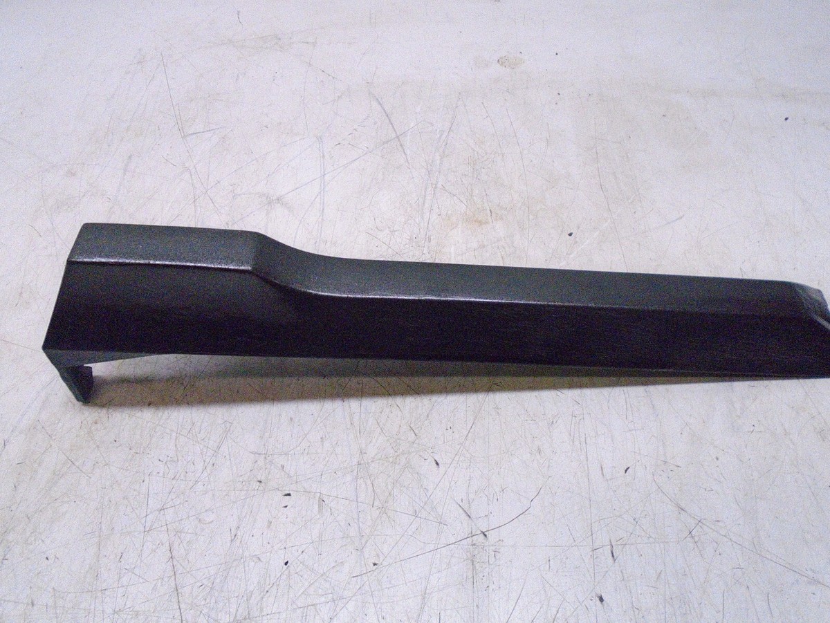 A1 0911907 OMC Cobra Stern Drive Trim Tilt Cylinder Cover 911907
