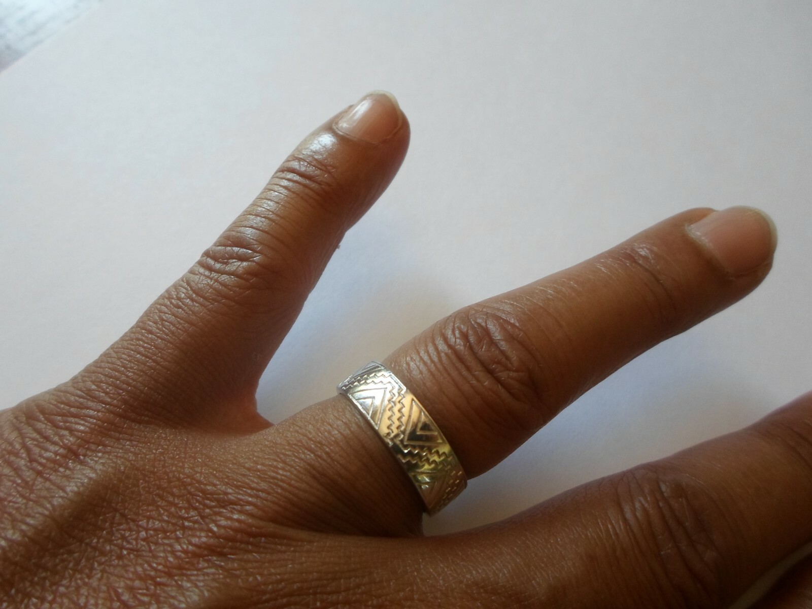 solid silver ring, ring, carved designs, full rou… - image 2