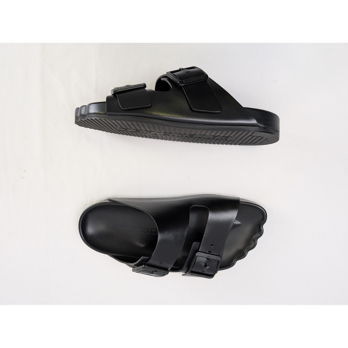 Balenciaga Matt Calfskin Sunday Sandal Slippers in Black BNWB 43