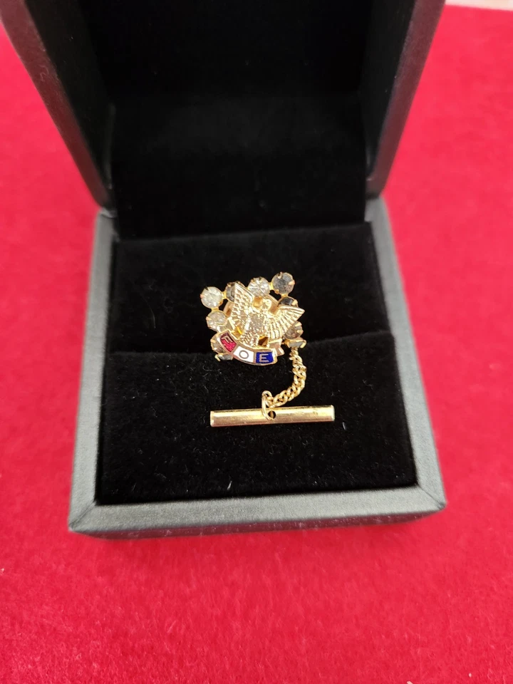 Vintage Harry Klitzner  FOE  Fraternal Order of Eagles gold tone Cuff Links/ Tie - Image 4 of 4