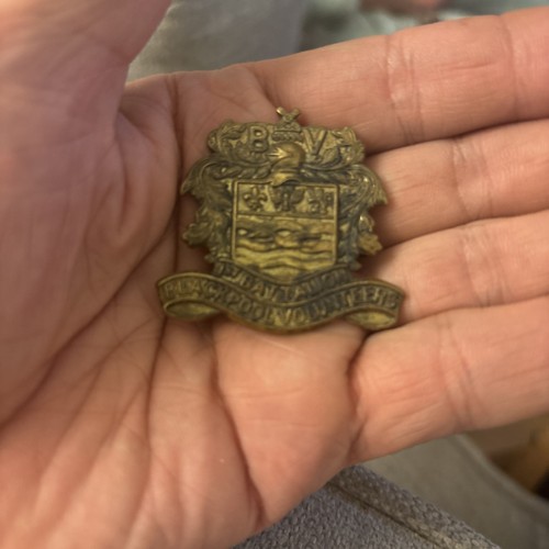 Original British Army WW1 1st Battalion Blackpool Volunteers Cap Badge