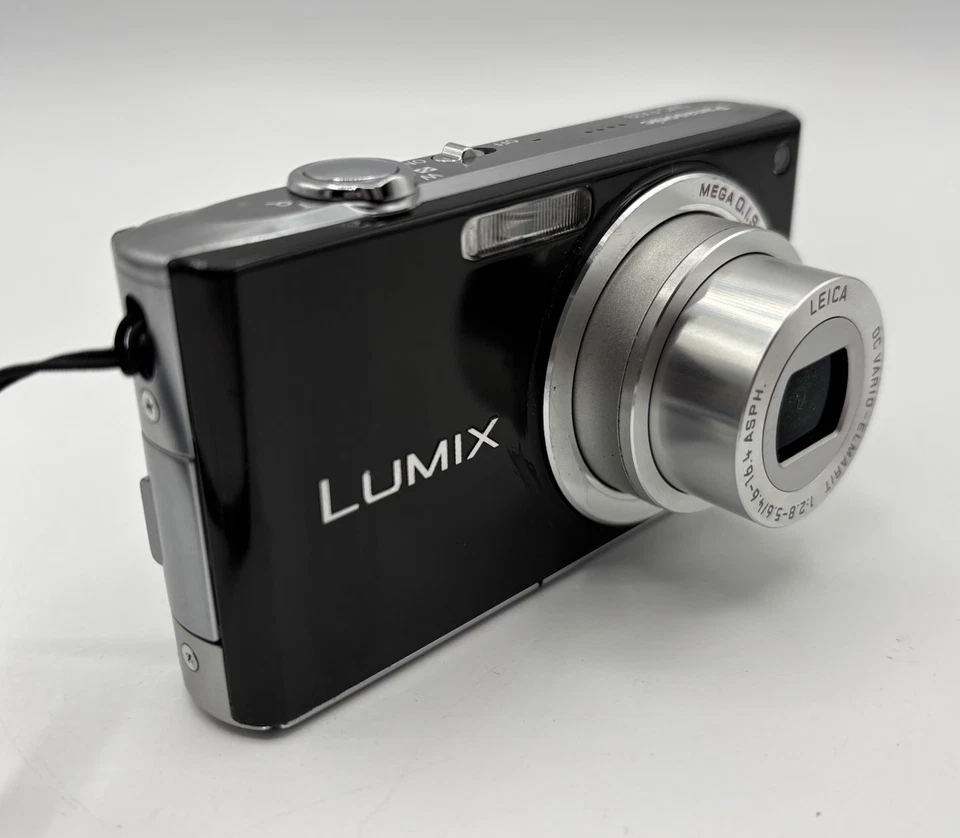 Panasonic Lumix DMC-FX33, photo 1 of 5