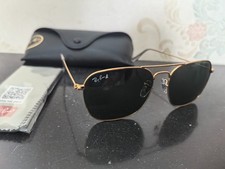 Ray-Ban RB3136 001 Caravan Gold Frame G-15 Green Lenses Sunglasses