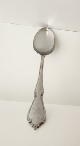 Oneida Chateau Stainless Steel 8.25" Tablespoon