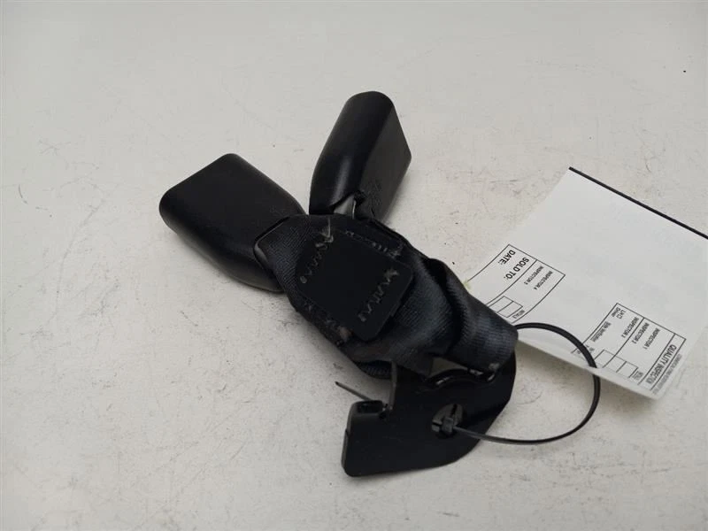 Lincoln MKS 2016 hebilla de cinturón de seguridad trasero izquierdo Foto 4 de 4