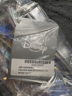 DISNEY STORE FROZEN 2 MINI BACKPACK PURSE -CLEAR SNOWFLAKE  display picture 3