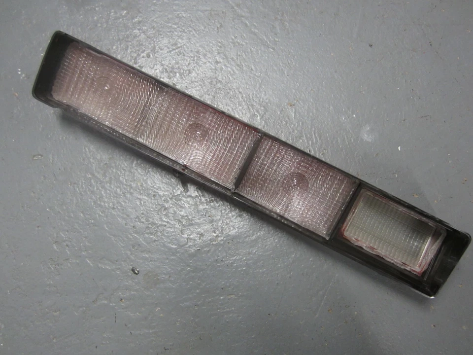 74 Mercury Marquis Monterey Meteor LH Tail Light Lense NOS D4MY-13450-N - Image 4 of 4