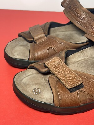 Mephisto Shark Fit Chestnut Waxy/Tan Grain Sandal Men display picture 1