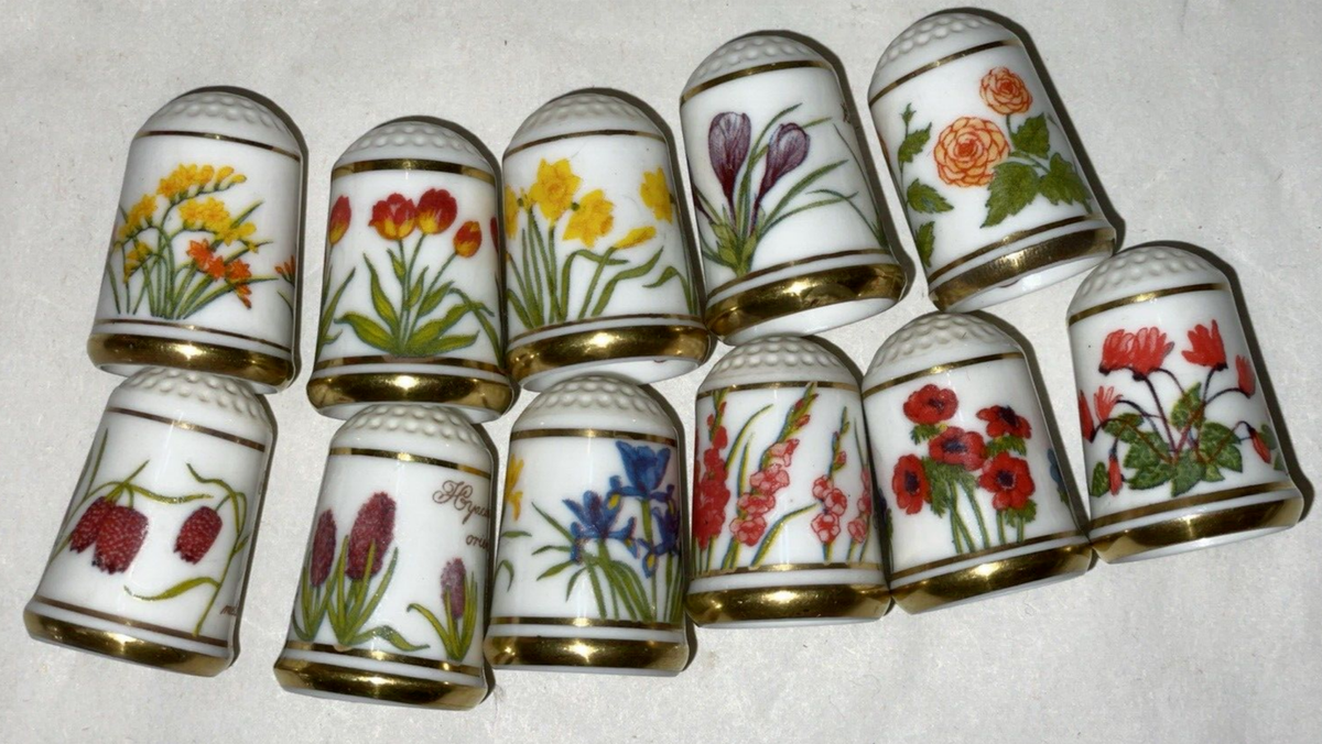 Franklin Mint Porcelain FLOWERS OF THE NETHERLANDS Thimbles