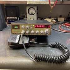 Cobra 200GTL DX NightWatch Transceiver 