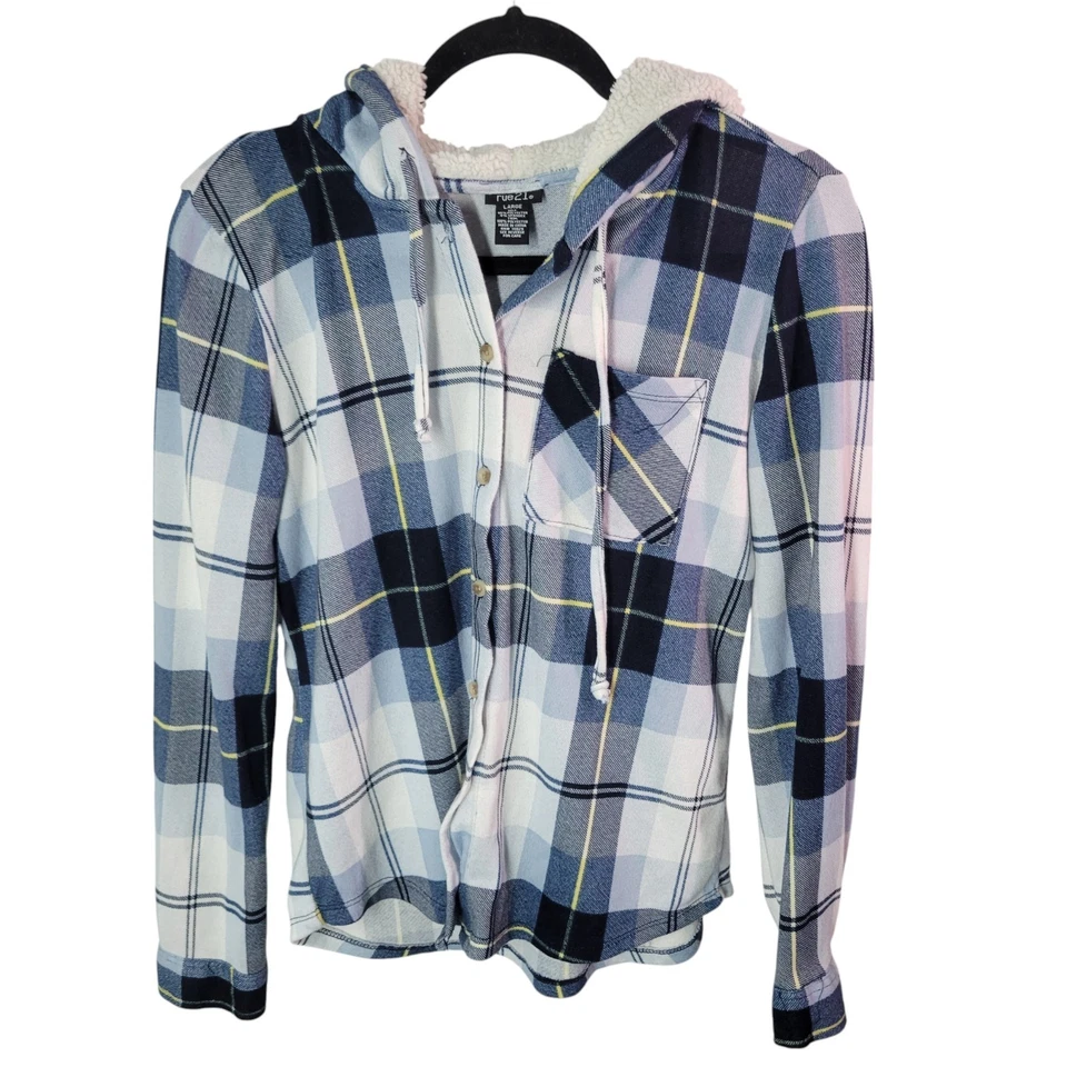 Camisa Rue 21 para mujer talla L azul a cuadros manga larga con capucha abotonada Foto 3 de 4