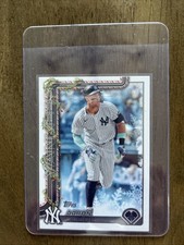 2025 Topps Holiday - Holiday Variation Aaron Judge #H161