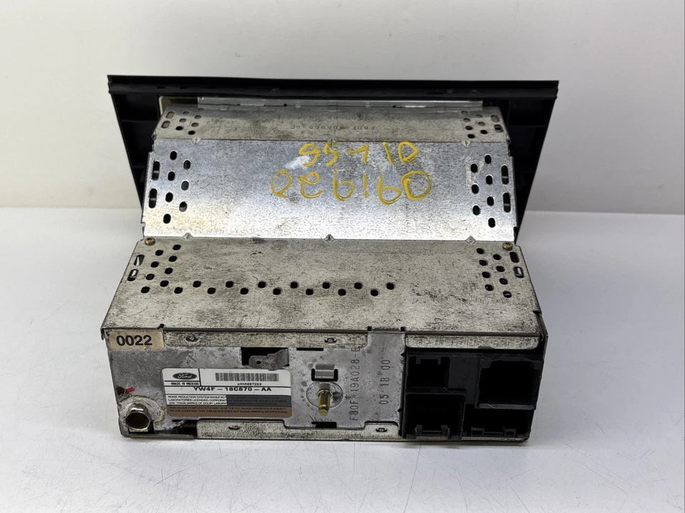 Lincoln LS6 LS8 2000-2001 Thunderbird Am Fm reproductor de casete radio YW4F-18C870-AA Foto 3 de 4