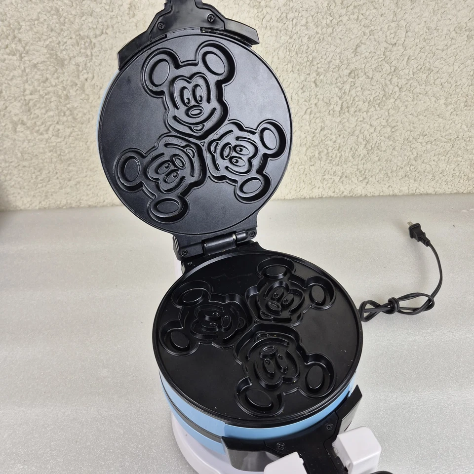 Disney MIC-64 Mickey & Minnie Gofrera Doble Abatible 1400W Molde Placas Probadas Foto 4 de 4
