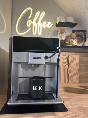 Siemens EQ.6 plus s300 Kaffeevollautomat - Silber