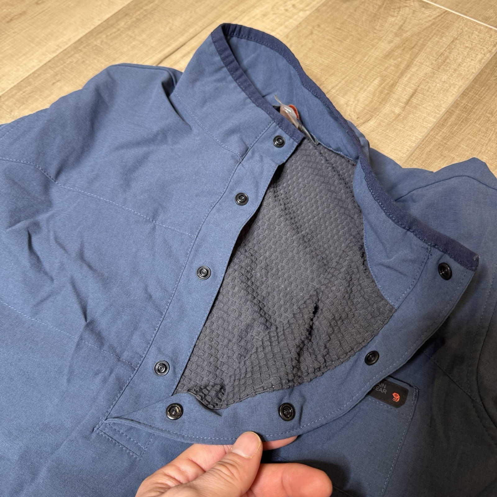 Mountain Hardware Pullover Ski Hiking Outdoor  1/… - image 8