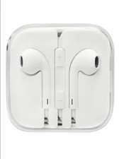 AUTHENTIC Apple EarPods In Ear Canal 3.5mm Headphone plug, White, NEW SEALED