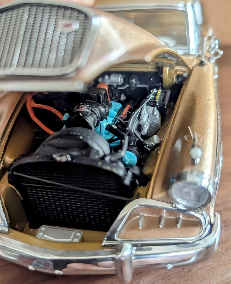 1:24 1957 Studebaker Golden Hawk (Danbury Mint) ¡SIN TARIFA! Foto 4 de 4