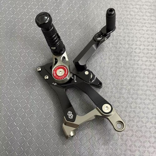 For Ducati Panigale V4 V4S V4R 2018-2024 Adjustable Rearsets FootPegs Footrests - Picture 7 of 12