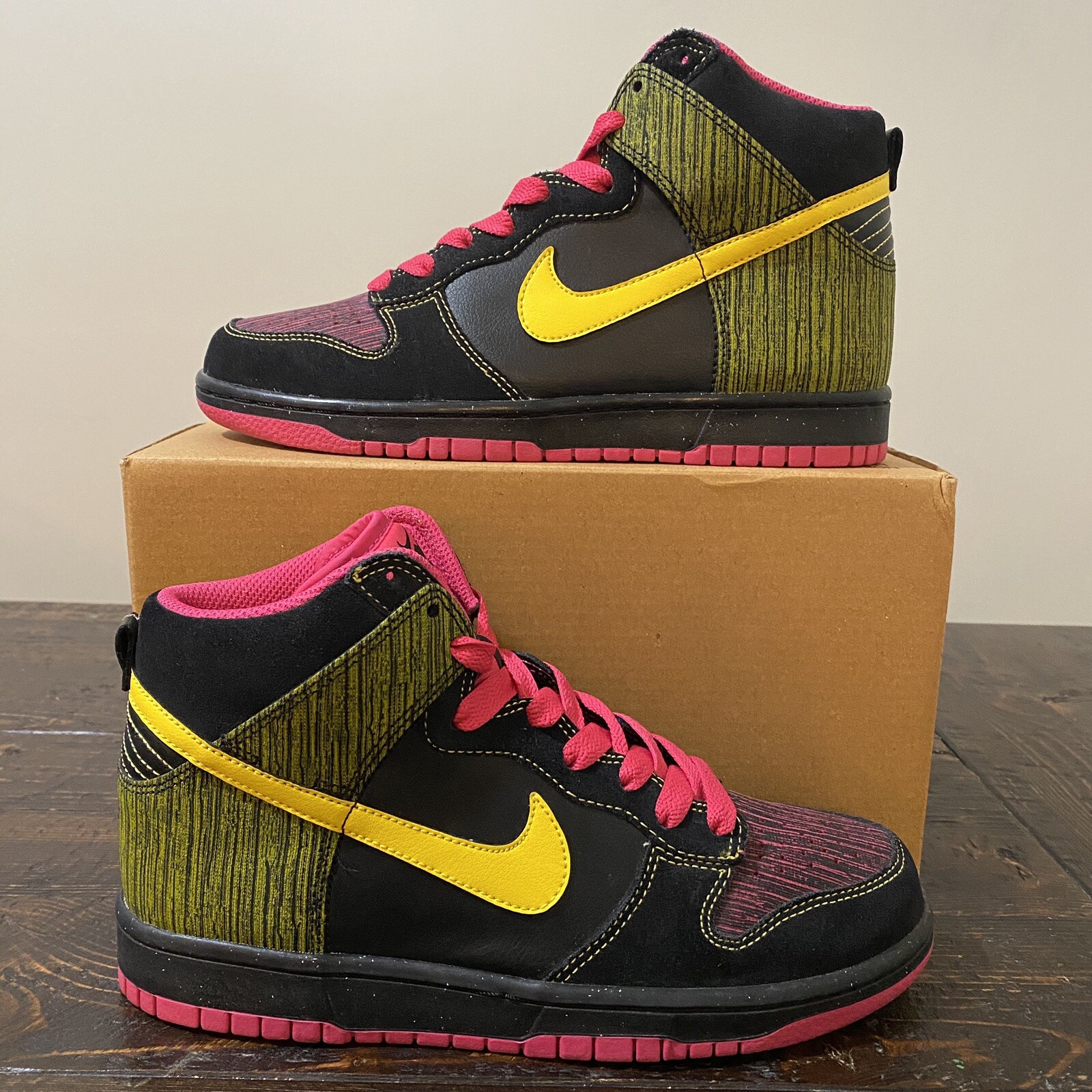 nike 6.0 womens dunk high sneakers