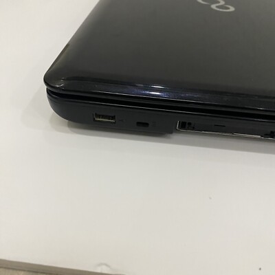 Fujitsu Lifebook A Series AH530 SSD 320GB Ram 2GB Core Fujitsu Lifebook A Series AH530 SSD 320GB Ram 2GB Core