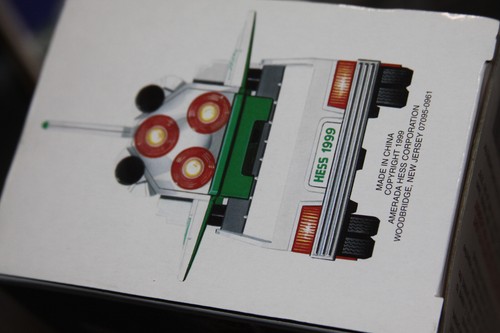 1999 Hess Spielzeug LKW und Space Shuttle mit Satellit Neu in Box NOS - Bild 4 von 4