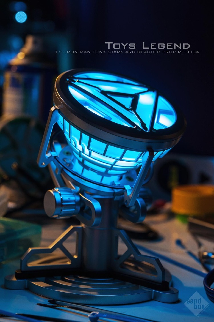 ironman-arc-reactor-mark-6-hot-toys-in-iron-man-2-tony-stark-was