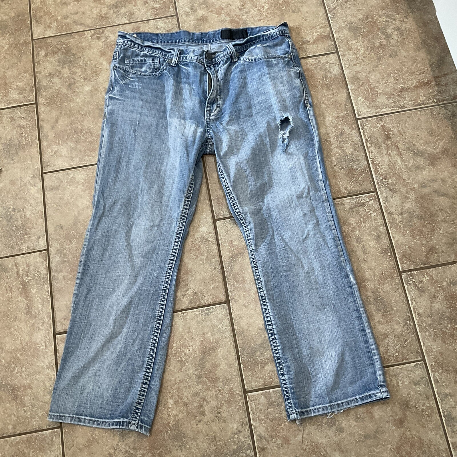 Picture 1 of 11