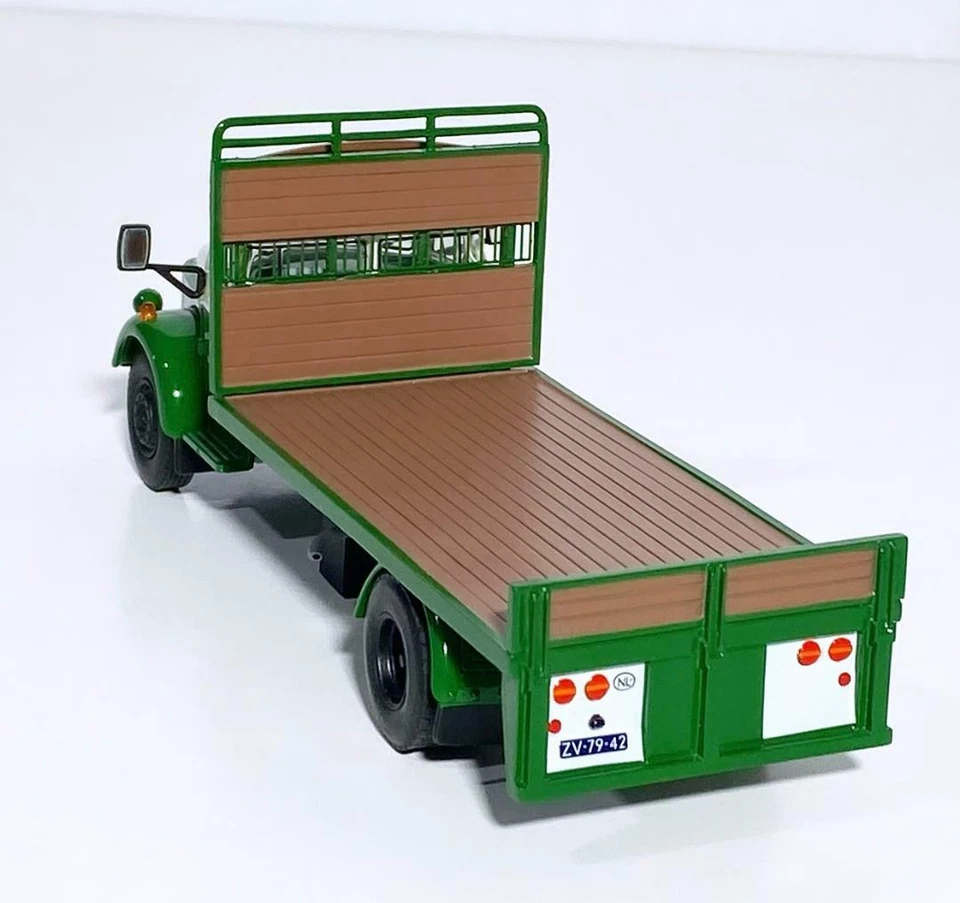 Volvo N88 torpedo 4x2 "Staay Food Group" WSI camiones modelos 46-1001 - Imagen 4 de 4