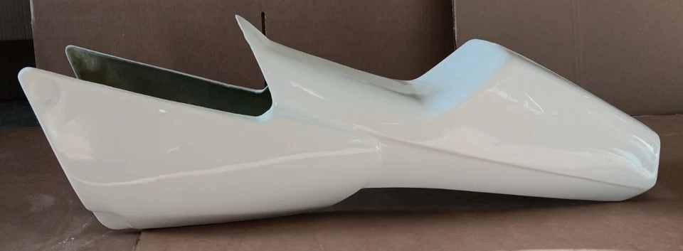 Asiento de carrera Kawasaki AR50/80 fibra de vidrio  Foto 3 de 4