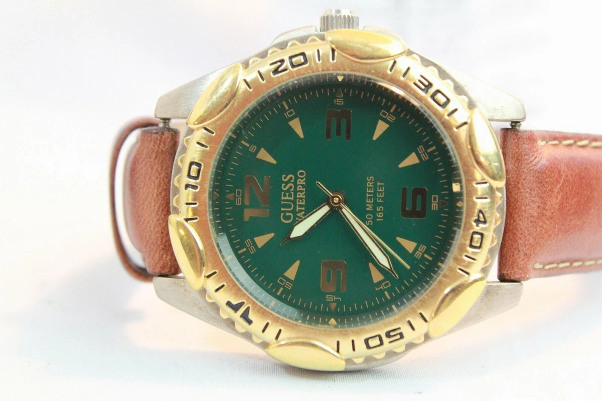 GUESS Water Pro Watch Hunter Green Dial Vintage GUESS Quartz